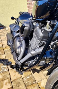 YAMAHA XV 950 BOLT - 4