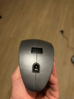 Ruční kancelářský vysavač ETA - 4