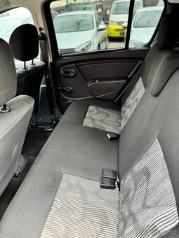 Dacia Sandero, 1.6 64KW KLIMA Ojeté, 4/2010, 215 100 km 39 9 - 4
