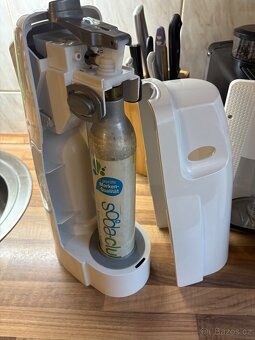 Prodám sodastream včetně tlakové lahve - 4