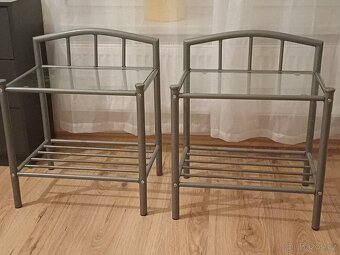 Zachovalý nábytek – komody, noční stolky, nové rošty 90x200, - 4