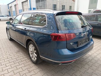 VW Passat B8 Variant 2.0TDI 110kW DSG 89tkm Matrix ACC Tažné - 4