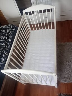 Postýlka, nebesa,... - 4