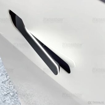 Tesla model 3 - 4