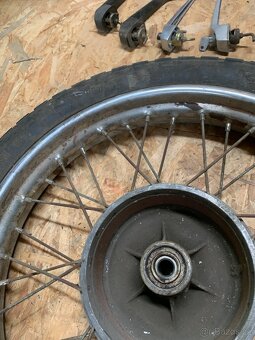 4. Kolo Jawa/čz 90/90 18 - 4