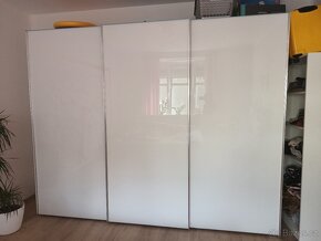 Moderní šatní skříň - 4