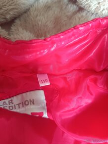 Dívčí zimní bunda velikost 110 - 4