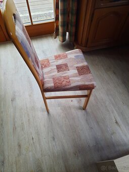 Prodam stůl a 6.zidle - 4