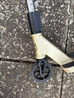 Koloběžka Native Stem - 4