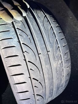 2ks Hankook ventus v12 evo2 255/35/18 - 4