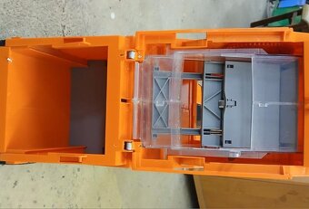 Bruder popelářské auto - 4