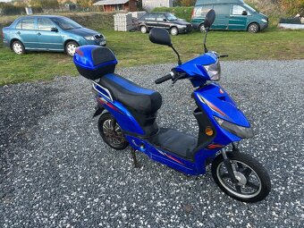 Prodám elektrický skútr - 4