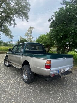 Mitsubishi l200 - 4