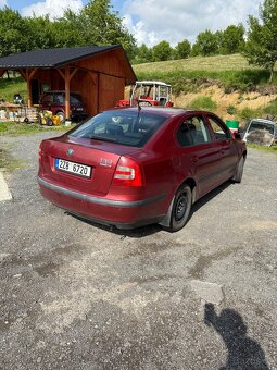 Octavia 2.0tdi 103kw BKD 2007 - 4