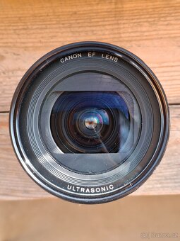 Canon ef 20-35mm f/3.5-4.5 usm - 4