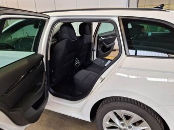 Skoda Octavia Combi 2.0 TDI Executive - Nafta - 4