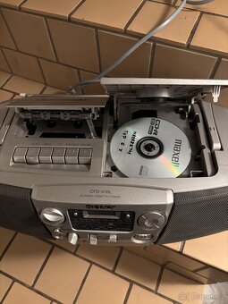 Rádio kazetak CD - 4