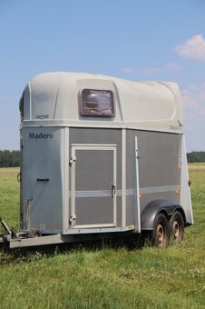 Přepravník pro 2 koně Humbaur Madero - 4