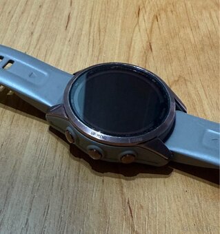 Garmin Fenix 7s sapphire solar - 4