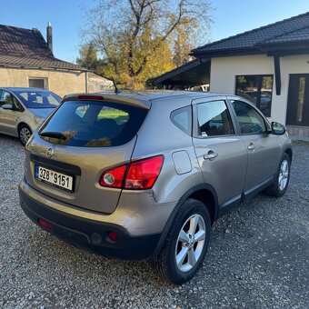 Nissan Qashqai 1.6 Benzín 5Q manuál - 4