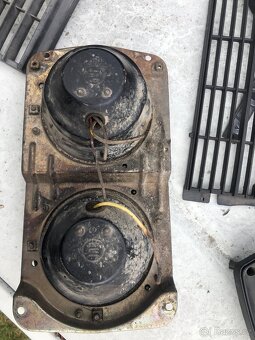 Škoda 120 přední maska gls světla - 4