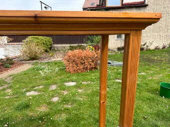 Starý šicí stroj - 4