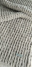 Deka PUUFY 66x97 cm - 4