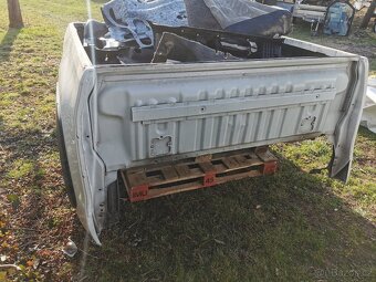 Toyota Hilux 2.8D - 4