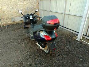 Aprilia Atlantic 125 modry  cz doklady v ceně 2 kusy skladem - 4