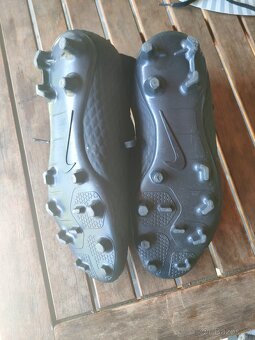 Kopačky Nike vel.41 a 42 - 4