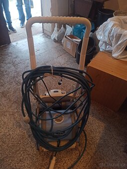 Prodám automatický čistič bazénu - 4
