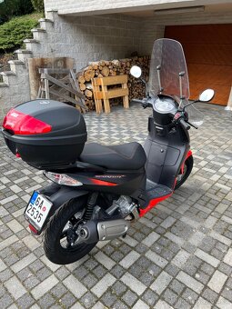 Prodám skůtr Aprilia sport city 300 - 4