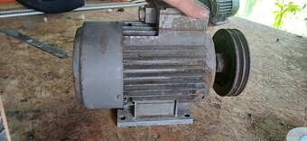 Elektromotor Mohelnice 2,2 kW 2865 ot/min - 4