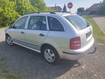 Škoda fabia kombi 1.4 16 v automat - 4