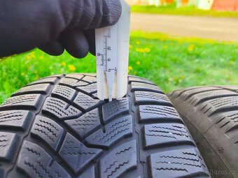 2x pneu Dunlop 215/60 R16 95H - 4