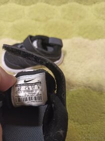 Dětské NIKE boty, nove, velikost 17 (pro mimina) - 4