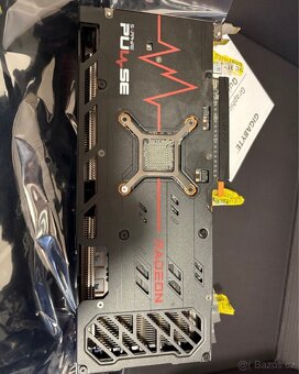 AMD Radeon 6700XT 12GB - 4