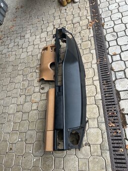 Palubní deska mercedes w124 - 4