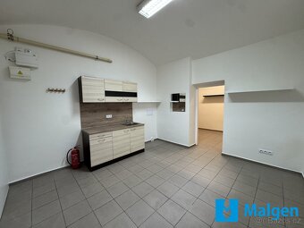 Pronájem kanceláře 28 m², Praha - Smíchov, ev.č. 98250902 - 4