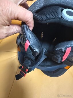 Lyžařská helma - 4