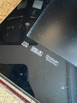 Samsung LCD TV 22” – funkční - 4