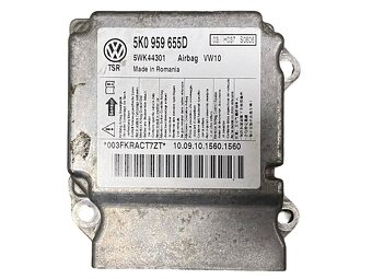 Palubní deska černá 81X airbagy řj 5K1857001A VW Golf 6 2011 - 4
