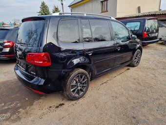 Volkswagen TOURAN 2,0TDI 103KW DSG STYLE - 4