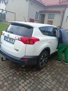 Rav4 2,0 D 4x4 r.10/ 2015 - 4