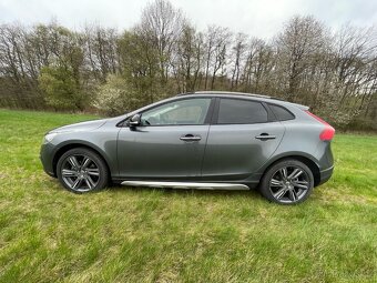 Volvo V40 1.6 D2 84kw Cross Country 2013 ČR - 4