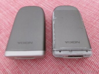 2 x Nokia 2760 + 2 nabíječky, 4 baterie, 1 krabice - 4