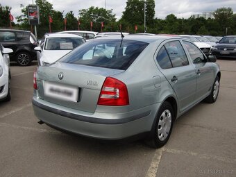 Škoda Octavia II 1.6i , 75 kW benzín, 2010 - 4