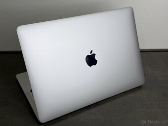 MacBook Pro 13'' 2020 / M1 / 16GB / 512GB SSD / Silver - D - 4