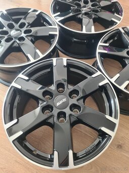 6x139,7 R17 - 4
