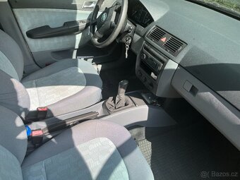 Fabia - 4